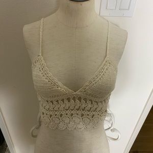Billabong crochet crop top